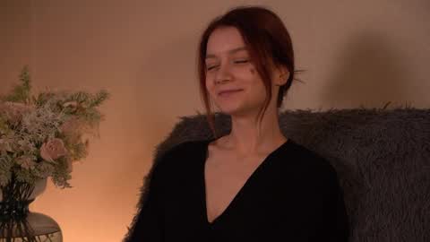 Cassie online show from October 3, 2025, 3:09 pm