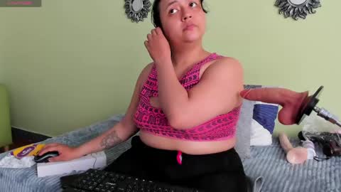 Snapshot of cassie_ibarra_ chatting on April 18, 2026, 7:07 pm Cassie online show from April 18, 2026, 7:07 pm