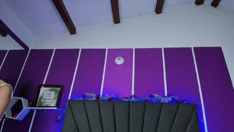 Cassie Jones online show from February 2, 2025, 3:21 am