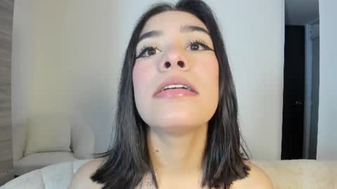 Snapshot of cassie_jones1 chatting on June 12, 2026, 11:46 pm Cassie Jones online show from June 12, 2026, 11:46 pm