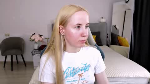 Cassie online show from October 25, 2025, 9:53 pm