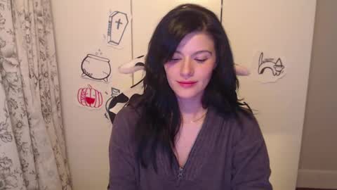 Snapshot of cassiealvarez chatting on October 6, 2025, 2:31 am cassiealvarez online show from October 6, 2025, 2:31 am