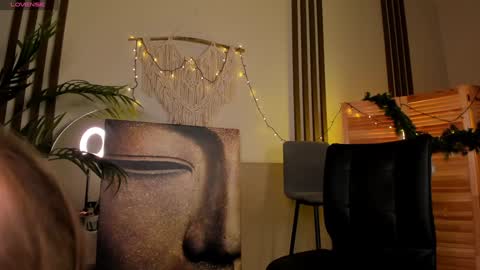 Snapshot of cassiecool chatting on January 30, 2025, 3:11 am assie online show from January 30, 2025, 3:11 am