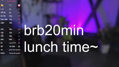 Snapshot of cassiecool chatting on February 8, 2025, 11:45 pm assie online show from February 8, 2025, 11:45 pm