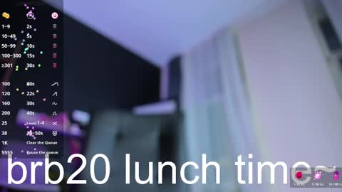 Snapshot of cassiecool chatting on February 25, 2025, 11:44 pm assie online show from February 25, 2025, 11:44 pm