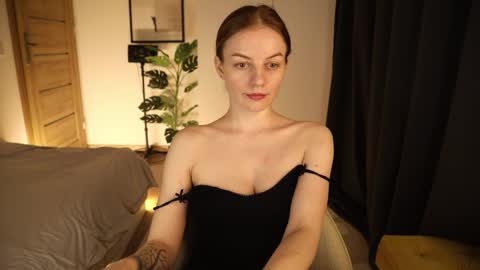 Snapshot of cassiekelly chatting on March 26, 2026, 7:19 pm Cassie online show from March 26, 2026, 7:19 pm