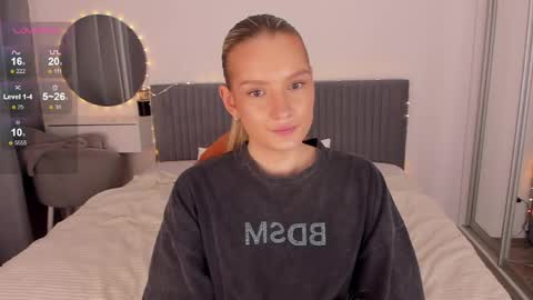 Angel 3 online show from April 23, 2026, 2:41 pm