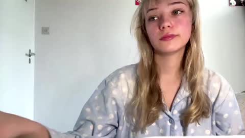 Olivia online show from March 23, 2026, 9:35 am