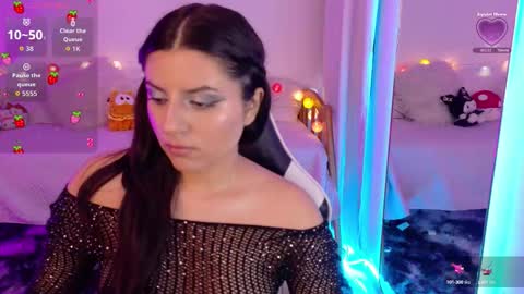 Paula  online show from September 19, 2025, 2:35 am