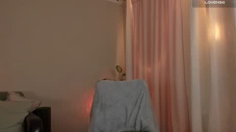  cassandra  online show from December 16, 2024, 9:31 pm