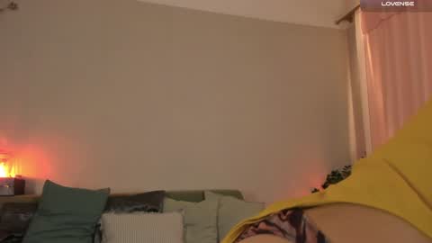  cassandra  online show from January 21, 2025, 11:02 pm