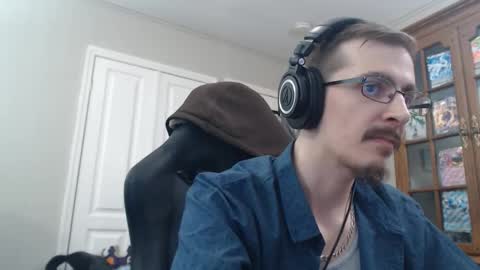 casuallycorrupt online show from November 5, 2025, 7:08 am