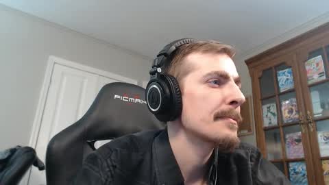 casuallycorrupt online show from November 9, 2025, 2:32 am