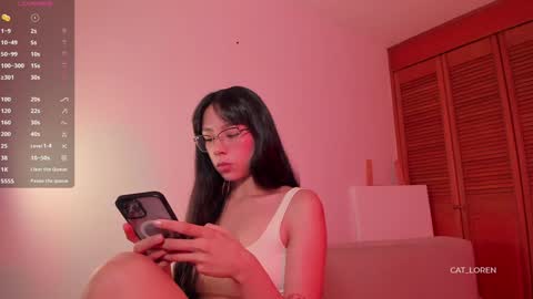 Loren online show from February 6, 2025, 6:24 pm