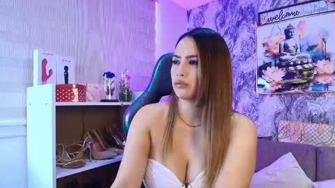 Snapshot of cata_alvarezz chatting on May 4, 2026, 7:10 pm catalina online show from May 4, 2026, 7:10 pm