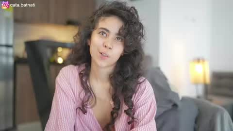 Snapshot of cata_batnati chatting on July 1, 2026, 2:18 pm Catalina online show from July 1, 2026, 2:18 pm