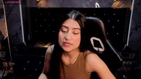 Snapshot of catalella_little_b chatting on June 6, 2026, 7:51 pm catalella_little_b online show from June 6, 2026, 7:51 pm