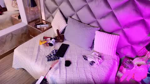 cataleya1_sm online show from December 1, 2025, 3:22 am