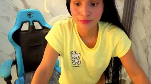 cataleya23_a online show from April 6, 2026, 7:48 pm