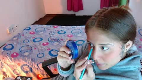 Fabi online show from April 10, 2026, 9:30 pm