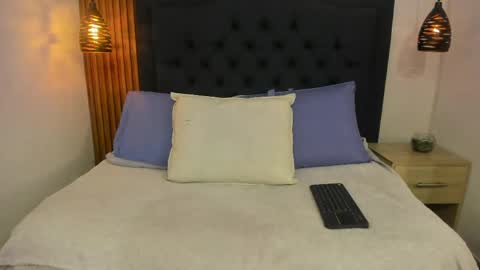 Snapshot of cataleya_marin_ chatting on June 7, 2026, 3:43 am cataleya_marin_ online show from June 7, 2026, 3:43 am