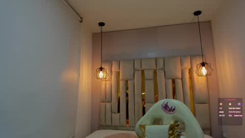 Snapshot of cataleya_sambrano chatting on September 10, 2025, 11:10 am Cataleya online show from September 10, 2025, 11:10 am