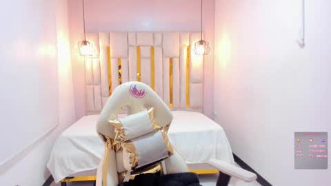 Snapshot of cataleya_sambrano chatting on September 14, 2025, 11:20 am Cataleya online show from September 14, 2025, 11:20 am