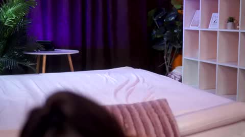 Cataleya online show from April 15, 2026, 6:37 pm