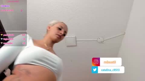 Snapshot of catalina_clark chatting on February 12, 2025, 9:22 pm Catalina online show from February 12, 2025, 9:22 pm