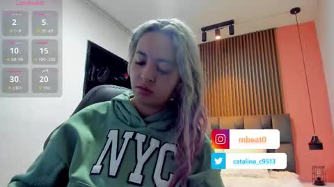 Snapshot of catalina_clark chatting on September 25, 2025, 12:53 pm Catalina online show from September 25, 2025, 12:53 pm