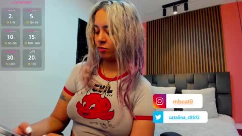 Snapshot of catalina_clark chatting on October 3, 2025, 12:02 pm Catalina online show from October 3, 2025, 12:02 pm