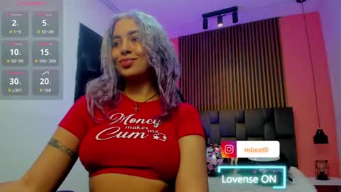 Snapshot of catalina_clark chatting on October 9, 2025, 11:41 am Catalina online show from October 9, 2025, 11:41 am