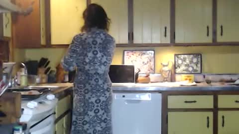 CATALYSTIC online show from December 1, 2025, 9:14 am