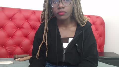 cathalina online show from January 13, 2025, 2:11 pm