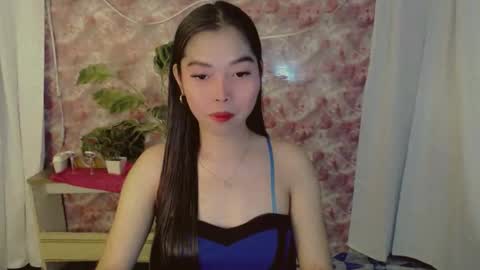catherine_365 online show from May 11, 2026, 6:49 pm