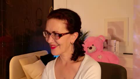 Catherine online show from March 18, 2026, 1:58 pm