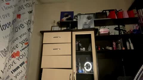 catherinepirs online show from March 31, 2026, 1:55 pm