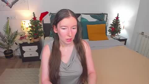 Snapshot of catherinewalls chatting on January 12, 2025, 6:39 am Catrin online show from January 12, 2025, 6:39 am