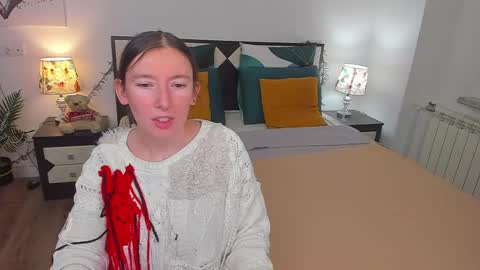 Snapshot of catherinewalls chatting on February 10, 2025, 3:35 am Catrin online show from February 10, 2025, 3:35 am
