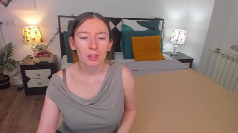 Snapshot of catherinewalls chatting on February 11, 2025, 2:14 am Catrin online show from February 11, 2025, 2:14 am