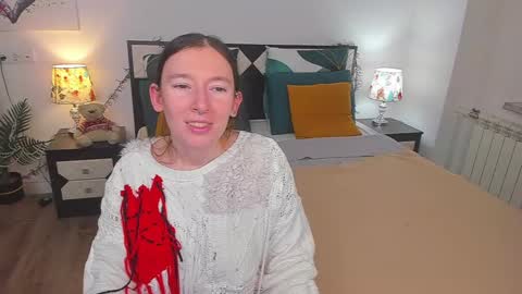 Snapshot of catherinewalls chatting on February 14, 2025, 7:38 am Catrin online show from February 14, 2025, 7:38 am