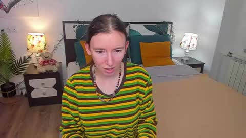 Snapshot of catherinewalls chatting on February 27, 2025, 7:12 am Catrin online show from February 27, 2025, 7:12 am