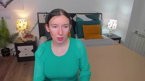 Snapshot of catherinewalls chatting on March 2, 2025, 6:59 am Catrin online show from March 2, 2025, 6:59 am