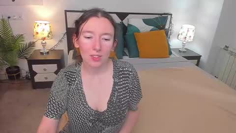 Snapshot of catherinewalls chatting on September 25, 2025, 6:50 am Catrin online show from September 25, 2025, 6:50 am