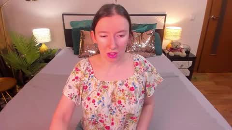 Catrin online show from March 23, 2026, 3:54 am