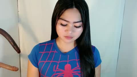 cathy_ho online show from April 6, 2026, 7:04 pm