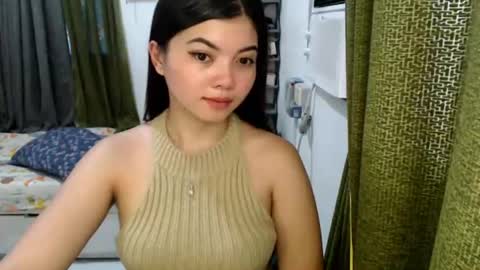 Snapshot of cathy_lyn chatting on July 16, 2026, 11:00 pm cathy_lyn online show from July 16, 2026, 11:00 pm