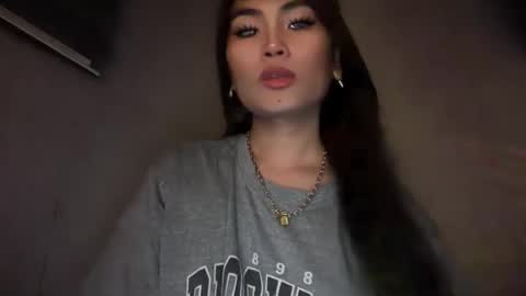 Snapshot of cathy_sanches chatting on May 17, 2026, 1:47 am cathy online show from May 17, 2026, 1:47 am