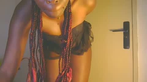 catrine online show from September 20, 2025, 1:17 am