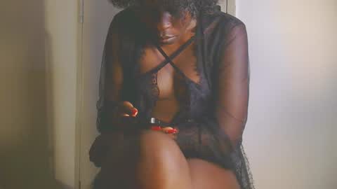 catrine online show from October 18, 2025, 9:26 pm